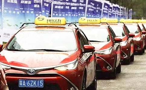 ����Z�Խ̰�С��ĳ���܇