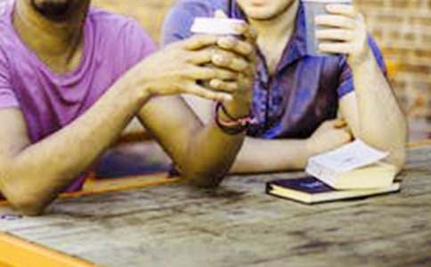 �P(gu��n)�ڴ�W(xu��)�����ڌ�(sh��)��(x��)��漯�\��ƪ