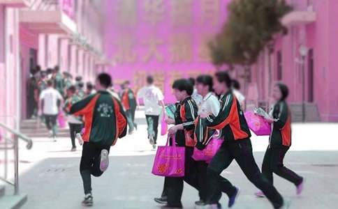 �_�W(xu��)���Z