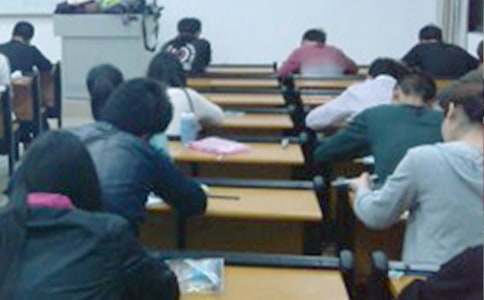 �����x����ԇ֮������4ƪ