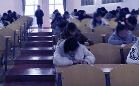 �Z(y��)�Ŀ�ԇ��˼����300�ֺϼ�ʮƪ