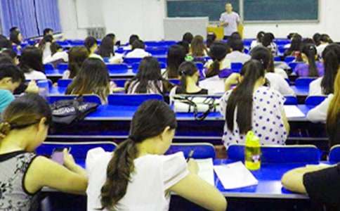 �����T����ԇ�������\��8ƪ