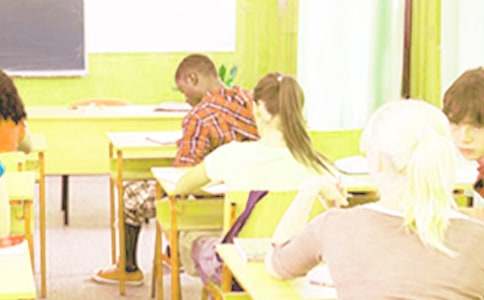 ���P(gu��n)С�W(xu��)������׽С�u���ļ��\��ƪ