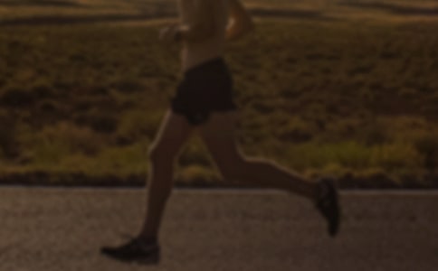 冬季長跑訓(xùn)練要掌握的技巧