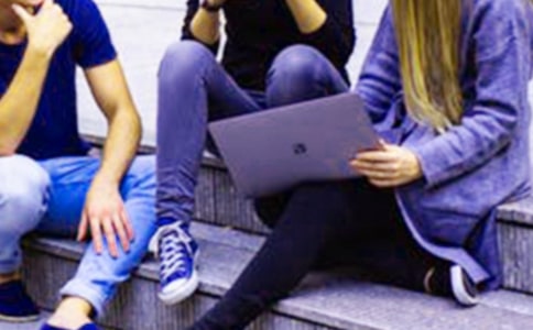 幽默的大學(xué)生自我介紹