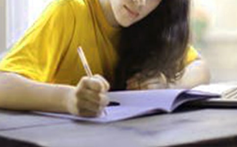 �M������ӛ�x���