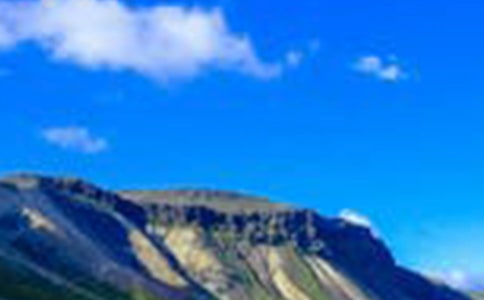 �����ĵ׵��L������900��