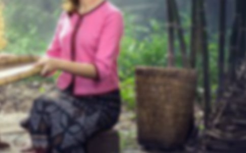 ��(l��)־���£�����ϯ�������c����DŮ