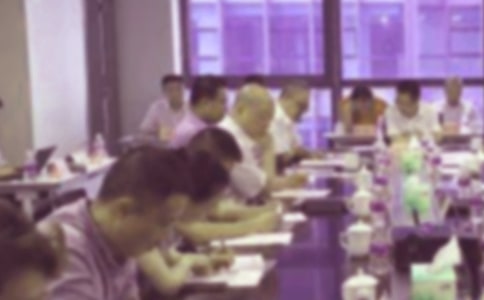 【精】子公司股東會決議