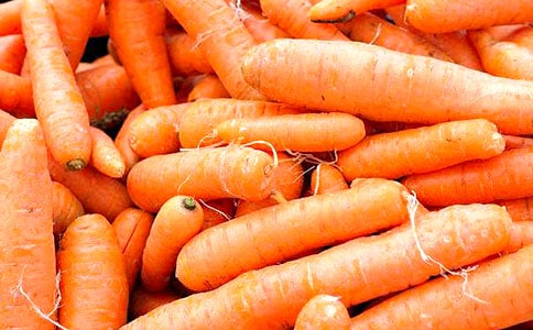 玉米胡蘿卜排骨湯的做法