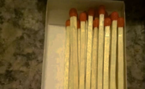 賣火柴的小男孩作文大全【3篇】