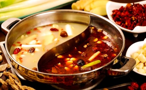 ���l(xi��ng)�Ļ��?zh��n)��?/></p>
<h2>���l(xi��ng)�Ļ��?zh��n)��?</h2>
<p>��������ʳ�������f�����������ᵽ����������ҿ��ǿ�ˮֱ����ǧ�߰����е���ϲ�g�|������߅������е�ϲ�g��������A�x��߀�е�'ϲ�g�������������҅s��ϲ�g���l(xi��ng)�Ĵ������������</p><p>�����P(gu��n)������������@��һ��(g��)��������ǰ��(zh��n)���r(sh��)�������Տ��ϔy�����ӏ����Ϟ�ܑ�(zh��n)�y���㵽�Ĵ����Ĵ���Ҋ�����ɑz��������������ͬ����һ��N�����N����������������Ӟ�м��Ĵ���������Ո(q��ng)���Ĵ���(d��ng)?sh��)����������������˵����ϼ�����������������Ҋ�˶����R������˳���һ��������������´��t�������c(di��n)����Ȼ���ֶ��ρ�һ�P�P�����_ʼ��偣���偺����������˾Ϳ��Գ��ˡ�������Ĵ����˂����@�N��ʳ�С������������������ʲô��������偣�����?y��n)��Ĵ����؄e�۳����������ԾͽС������������</p><p>����������̫�O�P���mȻ���������ǳ��������ǳ�����s�����ɿ����e��һ���L(f��ng)ζ�������^�������r����ɫ��ζ��ȫ�������҂��Ĵ�����ζ���Ȱ���������Ҫԭ������������</p><p>�����e�����������㣬���������Ʒ����s���y�����Ȍ�����������������ͳ��������t����Ȼ�����ٰћ����_����������^�m(x��)����ֱ���ћ����_�o��ɼt�����ٷ���ۯ�h�����u��������Ϳ��Է��߲������ʳ��������偣�Ȼ���偾Ϳ��Գ������Եĕr(sh��)��Ҫע�ⲻҪ���C����Ҫ�ÿ��ӊA���������ڸл��������ܺó���</p><p>��������Ժ���Ĵ��ĕr(sh��)��һ��Ҫ���Ĵ��Ļ��ѽ��ϣ����Ҳ�ܳɞ������ʳ֮�е���ۡ�</p><h2>���l(xi��ng)�Ļ��?zh��n)��?</h2>
<p>�����ҵļ��l(xi��ng)���ؑc�������ؑc�����Եص����ؑc��偿�̫�z�������ؑc�Ļ�偵����_�岼��ζ��������ɫ���S�����M(j��n)һ�����㶼�ܴ�ڸ���</p><p>������Ҳ��ϲ�g�Ի��������������r�t�Ĝ���Ư����������Ļ�������������������������η���ɽK���̲�ס�Lһ�����A��һ�Kë�������M(j��n)�������s��ʮ��犣��ُ����A����ë���ѽ�(j��ng)մ�M����ˮ��߀������ˮ���������·�߀�l(f��)���⣬�ŵ��͵����һ�����ٳ�һ�������������ִ��������������@һ�L��׌������ؐ����ؑc����������ؑc�@�������ĳ��С��ؑc��偼����������r������һ�w��Ҳ�S�㱻���Ï����_�����������(hu��)�X������ʹ������(hu��)��һ�Nǰ��δ�еĿ������(hu��)���ܵ��ؑc�˵ĺ��������ܵ��ؑc�˵�ˬ�죬���ܵ��ؑc�˵ġ��Ե��������ܵ��ؑc�˵ğ��飬߀���هLһ����Խ��Խ���������ؾ͕�(hu��)��(du��)�ؑc��偐۲���֡�����ס�п����ؑc�����ô��(hu��)���@ô���ħ�������ؑcʢ�ĸߜ�������ʮ������������淿�������������Ȼ�t�𣬻����Ȼ����������˂�߀�Ǉ����������Ļ�偳Ԃ�(g��)��ͣ��һ��(g��)��(g��)�����ѱ�����(du��)��偵Ŀ����s�z���]�Мp�����е���������һÓ���ಲ����������Ǳ����_��'�t����ð�����ݵļt������غܶ����y���������s������ظ��ܵ��ؑc��偵��������ǵ����ؑc��偳�Mꖄ�֮�����ǚ��(sh��)�q���|ȥ���@���w�F(xi��n)���ؑc�˵ĺ���ѽ��</p><p>������偳����ؑc��һ���ļ���۳Ե�ʳ��֮һ������������ž��H�ԁ����������Ґۼ��l(xi��ng)�Ļ���������ҵļ��l(xi��ng)�����ؑc��</p><h2>���l(xi��ng)�Ļ��?zh��n)��?</h2>
<p>�����ҵļ��l(xi��ng)���ؑc���ؑc�����خa(ch��n)���ǻ����</p><p>�������ؑc�S���˶�ϲ�g�Ի����ÿ���^�����^��(ji��)�ĕr(sh��)�򣬎׺�����(g��)���е��˶���(hu��)�ܵ������Ļ�偵�����ȥ���㇊���Ļ�偡���Щ���е�һ߅���������һ߅���Լ����H�ˡ������v���Լ���Ȥ�������е�����οͲ�ͣ�ؽе������óԣ���óԣ����е��˾�Ȼ���ڻ��߅��߅��߅����ȭ���Α�������(g��)��偵���ʮ�֟������˂����f��Ц��һ�ɟ��[�Ƿ���.����</p><p>�����҂���Ҳ��������ÿ��ѹ�(ji��)�Һ��ҵļ��˶���(hu��)����偵����һ�D�������һ�Σ���(d��ng)�҂�������偵�r(sh��)������������ɽ�˺����҂��ò������ҵ�һ��(g��)��λ�������^��һ��(hu��)����(w��)�T�Ͷ���һ����������^����ֻҊ偃�(n��i)�b�M��һ偼t����������߀����һ��(g��)��(g��)�ִ��ּt�����������g߀����һЩ�������ҿ���偃�(n��i)���L�ļt�ͣ����T�˵���ζ������׌�ҿڃ�(n��i)����ֱ����ˮ���䌍(sh��)С�r(sh��)������������������һ�����T�˵Ļ����ζ����ʹ����ӛ��һ�����ҳ����Ե��~�^ֱð�ֺ�������ֱ���֚⣬����߀�ǲ�ͣ�����̻��ʵس�����</p><p>�������������������Ĺùü������˃ɂ�(g��)�¡���һ���Һ͹ù��ڽ��Ϲ����ͻȻ������һ�N��Ϥ��ζ�������S����ζ������·߅��һ�һ�偵����ұ�͹ù��d�^�����M(j��n)�˻�偵�������˻�����@��Ļ�偷ǳ��ó������ǿ����Xȱ���˼��l(xi��ng)��ζ�����D�r(sh��)׌���X���@��Ļ���ٺó�Ҳ�]�м��l(xi��ng)�Ļ�偺ó���߀�Ǽ��l(xi��ng)�ð���</p><p>�����Ґ��ҵļ��l(xi��ng)���Ҹ��ۼ��l(xi��ng)�Ļ����</p><h2>���l(xi��ng)�Ļ��?zh��n)��?</h2>
<p>�����ҵļ��l(xi��ng)���ؑc���ڄڵ��ؑc�˄�(chu��ng)������S����ζС������ ��������Ҫ��(sh��)����偡��� ��偷��圫�ͼt���ɷN���圫���u֭���������r����;�t�������������������������ؑc����ۼt����偡� �û���д����˺ܷ������؄e���ں��䳱��Ķ������H����ч�����t߅��߅Մ��ʹ�˸е��·��˴����� �ؑc�Ļ�偵ꔵ(sh��)��ǧӋ(j��)�����㇊���������������v�v��ζ���鲼���С����һ��(g��)�Ń����˂��ǿ������ʹ�˲��ɵ�ֱ����ˮ�� ��偵���������������������һ��(g��)ú��t���t�Ϸ����F ����F������һ��(g��)��ơ������ֵĸ���,���еĸ���������� �����t�������������������ļt������ཹ�ཱུط��v�����І���ʳ�Ϳ��Ʒ�L�� һ�����ҺͰְ֡�����һ��ȥ�Ի����������һ�M(j��n)��偵��������Ӱ�ë�ǡ����c���M(j��n)��停������C��һ�ɷ�犺��� �ͳԣ����������ִ�!���֠C���~�q���S�XƬ���������������r ��;��߀�C�˰ײ����S��ѿ����ζ��������������</p><p>�����oՓʲô���� ֻҪ�ڼt����Cһ�C��ζ���ͽ^��O�ˡ����mȻ������^�� ������ÝM�^��,�C���촽��������Ƶ����sԽ��Խ�����Խ ��Խ�۳������ǲ��鲻��߀���^�a���� ǧǧ�f�f��'�ؑc��,������Ĭ����ˬ���������������л�� һ�ӵ����������C���Ը��? ��������ؑc�˵Ľ���,���ؑc�˵�����</p><h2>���l(xi��ng)�Ļ��?zh��n)��?</h2>
<p>�����ҵļ��l(xi��ng)���ؑc�������ؑc�����Եص����ؑc��偿�̫�z������</p><p>�����ؑc�Ļ�偵����_�岼��ζ��������ɫ���S�����M(j��n)һ�����㶼�ܴ�ڸ�����Ҳ��ϲ�g�Ի��������������r�t�Ĝ���Ư����������Ļ�������������������������η���ɽK���̲�ס�Lһ�����A��һ�Kë�ǣ����M(j��n)�������s��ʮ������ُ����A��ë���ѽ�(j��ng)մ�M����ˮ��߀������ˮ���������·�߀�l(f��)�������ŵ��͵����һ�裬�ٳ�һ�������������ִ࣬����������</p><p>�����@һ�L��׌������ؐ����ؑc����������ؑc�@�������ĳ������ؑc��偼��顢�����r������һ�w��Ҳ�S�㱻���Ï����_�죬�������(hu��)�X������ʹ������(hu��)��һ�Nǰ��δ�еĿ�У���(hu��)���ܵ��ؑc�˵ĺ��������ܵ��ؑc�˵�`ˬ�������ܵ��ؑc�˵ġ��Ե��������ܵ��ؑc�˵ğ��飬߀���هLһ����Խ��Խ�㣬�����ؾ͕�(hu��)��(du��)�ؑc��偐۲����������ס�п����ؑc�����ô��(hu��)���@ô���ħ������</p><p>�����ؑcʢ�ĸߜ�������ʮ������������淿�������������Ȼ�t�𣬻����Ȼ����������˂�߀�Ǉ����������Ļ�偳Ԃ�(g��)��ͣ��һ��(g��)��(g��)�����ѱ�����(du��)��偵Ŀ����s�z���]�Мp�����е���������һÓ���ಲ����������Ǳ����_�ļt����ð�����ݵļt������غܶ����y���������s������ظ��ܵ��ؑc��偵�������</p><p>�����ǵ����ؑc��偳�Mꖄ�֮�����ǚ��(sh��)�q��󽭖|ȥ���@���w�F(xi��n)���ؑc�˵ĺ���ѽ����偳����ؑc��һ���ļ���۳Ե�ʳ��֮һ������������ž��H�ԁ����������Ґۼ��l(xi��ng)�Ļ�偣������ҵļ��l(xi��ng)�����ؑc��</p><h2>���l(xi��ng)�Ļ��?zh��n)��?</h2>
<p>�������쵽�������L(f��ng)�������������T�����@һ�й������҃��r(sh��)��ӛ����</p><p>����ӛ��Ҳ�����@�ӵĺ���֮�������ڼ��l(xi��ng)�Ի������(ch��ng)�����ǘӵĜ�ܰ�䐂��</p><p>�����������ߚq�����cĸ�Hӭ���L(f��ng)ѩ�ص��ҵļ��l(xi��ng)�������������ş����ӭ�����҂����������Ҫһ���̻����</p><p>�����Ǖr(sh��)�Ҳ���֪�������ʲô��ֻ�øɵȵ���������c(di��n)һ����ֻҊ�����cĸ�H������PС�P���߲���ʳ�����������ÿ��(g��)�P���ﶼ�[������N���ӵ�ʳ����������g�ŵ��ǻ�偵������ҿ����L�C�ğ�ˮ��ͣ����ð�����ݣ�һ�ɝ�������ζ�hɢ�ڿ՚�����</p><p>�������Ȳ������Č��۽z���~Ƭ��������������ʳ�ϵ�����У���һ��(hu��)�������͸����ρ����׻�����һƬ�����������۵������Ǵ���һ����ɫ��.���������ǘӿɐ��������~Ƭ�������ڻ���кܿ����͸�ˣ��ғ���һ�K��������У������������������ζ�ڿ��������_�����ʶ���ā���r����֭����������ζ�Z��ȫ����ֱ���ҵķθ�������ζ���(q��)���ˇ�(y��n)���������˜�ů���@�����������y���ĺ�ζ������һֱ����ҹ����偵���ζ߀���ҵĿ��л�ʎ�����þò�����ӛ�����������Ҳ߀�����Г]֮��ȥ��</p><p>�����F(xi��n)��ÿ�궬�����Ҷ���(hu��)�����ߚq�r(sh��)�ڼ��l(xi��ng)�ԵĻ�����X���и��F(xi��n)�����ş����Ц�ݺ�ȫ����һ��Ի�偕r(sh��)�g����������ÿÿ�����ҵ����ж����ɵ�ӿ��һ�ɹ�ů����</p><h2>���l(xi��ng)�Ļ��?zh��n)��?</h2>
<p>�����ҵļ��l(xi��ng)���ؑc����һ�N��ʳ������ �˶��������ߣ�߀���˂��۲͵Ĳ���֮�x�������Ǵ���������һһ�ؑc�����</p><p>����һ���M(j��n)��偵꣬�͕�(hu��)��һ�ɓ�Ƕ�������ζ�������Ȳ���������Ի�偡�</p><p>�����c(di��n)��֮����һ��Ҫ��һ�Εr(sh��)�g���ϻ�偺Ͳ����˂������x�c(di��n)С�ԣ����c(di��n)���������죬��l(f��)�r(sh��)�g��</p><p>��������ρ�֮��߀Ҫ��һ��(hu��)�����ܳԣ���e����偱����L(f��ng)ƽ���o�������Ļ�����һ��(d��ng)����(d��ng)��������ǡ���߸�[���������[�Ƿ���ţ���ڱ����'ƽ�o�·��L�����v��</p><p>�������ڵ��ؑc��偑�(y��ng)ԓ�ǾŌm��ģ��ł�(g��)��������ͬ��ʳ�������C��ʳ��ı�ζ���Aһ�Kë���͵���t�����ȥ���Ȏ׷���ٓ��ρ����֠C�������н��ţ��Aһ�����c�������(sh��)��(g��)�����Ϳ��ԓ��ρ���������һ���������һ�¾��Ԃ�(g��)���@�M(j��n)������ȥ����߀�д�G�İײ��~����偺��������������L(f��ng)��ֱ�������������߀���i�X����������ᘹ�����ʳ��������ζ�o����</p><p>�����Ե��߳����˂�?c��)��ԳԵô�������Ó����������Ҷ�վ�������������fԒ�������Ʊ��Q�K���ò����[���������á����m�������á����ݡ���</p><p>�����ؑc�˺�ˬ���Ը��c��偘O��һһ�֟����������s���˻�ζ�o�F���ؑc��һ������������� C�����@�ɘ�Ҳ�Բ��ɻ����</p><p>�������Q���Ї������t֮һ���ؑc�����������ן���������B(y��ng)�����ؑc�ˣ�������ؑc�˸��ؑc���һ�ӵĻ�����ˬ���Ը�������˪�(d��)�ص��ؑc�Ļ��������Ҳ���ؑc�����|(zh��)�Ļ�֮һ��</p><h2>���l(xi��ng)�Ļ��?zh��n)��?</h2>
<p>������Ԓ�f�������ﲻͬ�L(f��ng)��ǧ�ﲻͬ������ÿ��(g��)�ط����в�ͬ����(x��)�׺��خa(ch��n)�����B�ϱ������ʳ�Ļ���Ҳ�����޴�Ĳ�����ҵļ��l(xi��ng)���ؑc������ľ�Ҫ��(sh��)����ˣ�</p><p>�����ؑc��偵����c(di��n)��������Ҳ������(g��)�֣����������C��ÿһ�豻���ρ��Ļ���϶���(hu��)Ư������������Ļ������������@��(du��)���������ˁ��f�o����һ��ζ�X�ϵľ޴�����(zh��n)����(d��ng)��������ӊA�˕r(sh��)��һ������������(hu��)����ô���w�{(di��o)Ƥ�Ļ�����������Ĳ��g����һ��Ҫ��ȥ��һ�ɽ����ζ���͕�(hu��)����Ĵ��X�g�����_�����o��������촽��(hu��)�����(d��ng)����o��(sh��)ֻΛρ�����`��Ƥ��������׌�㲻�������ش�������������ѽ������ѽ����</p><p>������Ҋ�^�е��˳Ի�偕r(sh��)��(hu��)����߅��һ�󱭰��_ˮ��߅��߅�����ɾ��@��������߀�Ǳ����ÝMĘͨ�t���ؑc��偰��_�f�󣺲����������w���������ܵ���ˮ���ε��������ԠC������ϲ�g�Եľ���ë��������偕r(sh��)�g�L(zh��ng)�˲��࣬�r(sh��)�g���˲�����ֻ�Еr(sh��)�g�����ã����ܰ�ë�ǵ�ζ���l(f��)�]���O����</p><p>�����ؑc��偾����ؑc�˵��Ը񣬟���������Ґ��ҵļ��l(xi��ng)���Ґ��ؑc�����</p><h2>���l(xi��ng)�Ļ��?zh��n)��?</h2>
<p>�����ҵļ��l(xi��ng)���ؑc���ڄڵ��ؑc�˄�(chu��ng)������S����ζС������������Ҫ��(sh��)����偡���</p><p>������偷��圫�ͼt���ɷN���圫���u֭���������r�������t�������������������������ؑc����ۼt�������</p><p>�����û���д����˺ܷ��㣬�؄e���ں��䳱��Ķ������H����ч�����t߅��߅Մ��ʹ�˸е��·��˴��졣</p><p>�����ؑc�Ļ�偵ꔵ(sh��)��ǧӋ(j��)�����㇊���������������v�v��ζ���鲼���С����һ��(g��)�Ń����˂��ǿ������ʹ�˲��ɵ�ֱ����ˮ��</p><p>������偵���������������������һ��(g��)ú��t���t�Ϸ����F����F������һ��(g��)��ơ������ֵĸ��ӣ����еĸ���������������t�������������ϡ�����.�t������ཹ�ཱུط��v�����І���ʳ�Ϳ��Ʒ�L��һ�����ҺͰְ֋���һ��ȥ�Ի�偣�������һ�M(j��n)��������������Ӱ�ë�������c���M(j��n)��停���C��һ�ɷ�犺����ͳԣ����������ִ������֠C���~�q���S�XƬ���������������r������߀�C�˰ײ����S��ѿ����ζ���������������oՓʲô����ֻҪ�ڼt����Cһ�C��ζ���ͽ^��O�������mȻ������^��������ÝM�^�����C���촽��������Ƶ����sԽ��Խ�����Խ��Խ�۳������ǲ��鲻��߀���^�a�ء�</p><p>����ǧǧ�f�f���ؑc����������Ĭ����ˬ�����飬�������л��һ�ӵ����������C���Ը�᣿</p><p>������������ؑc�˵Ľ��������ؑc�˵�����</p><div   id=