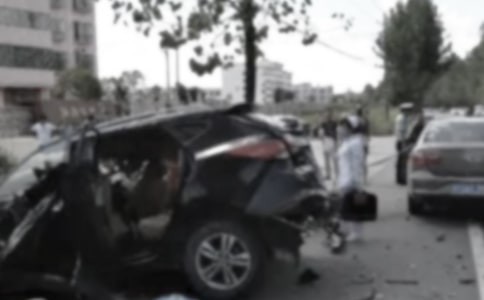 ������ͨ�¹ʵ�̎������