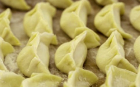 適合吃餃子發(fā)朋友圈的幽默說說