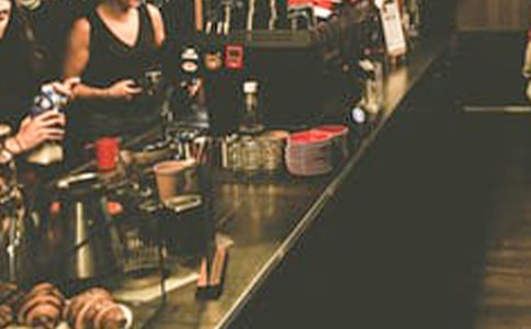 �ưɿ����ӷ���