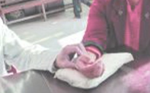 帶寶寶看病的技巧