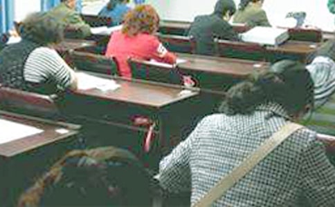 �QӢ�Z��ԇ�R���l(f��)�]����