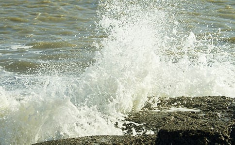 �ĺ��е��Ƕ��˻�����700��-��������