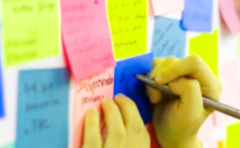 ƽ���������еĽ�(j��ng)������