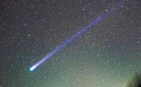 有關(guān)流星的浪漫說(shuō)說(shuō)