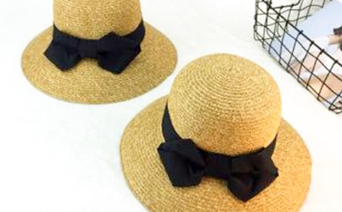 小班美術(shù)優(yōu)質(zhì)教案《漂亮的帽子》