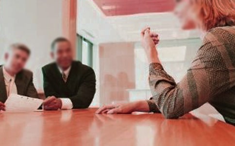 求職面試自我介紹15篇【熱門】