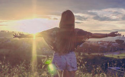 ���߰���������Ĥ��Ч Ů�Աؿ���