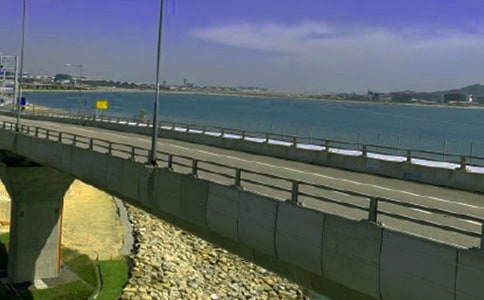 通往成功的橋梁作文