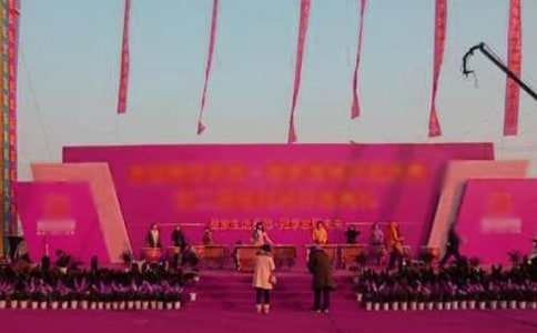 �������c��߄�