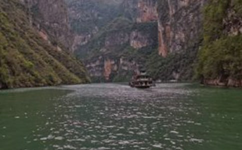 游三峽作文必備15篇