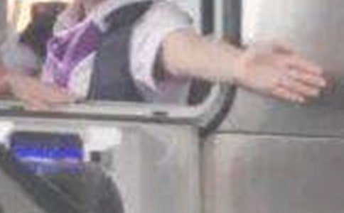 ���M�T���������