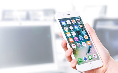 ��Ĭ��Ц�֙C����