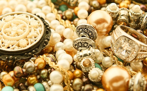 ����ռ{��������������ռ{��