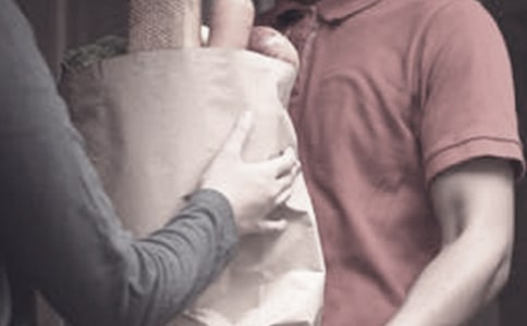 美團(tuán)收購(gòu)摩拜可以騎著摩拜送外賣