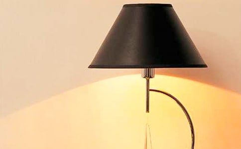 學生專用護眼臺燈介紹