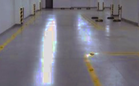 [��(j��ng)��]ͣ܇(ch��)��(ch��ng)���M(f��i)ͨ��