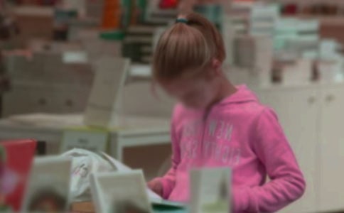 智斗大灰狼童話故事