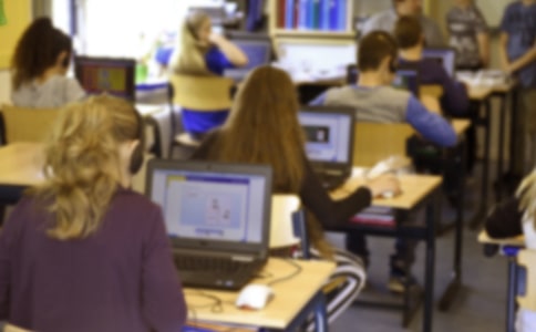 �и�ģ�Mԇ�}��һ��