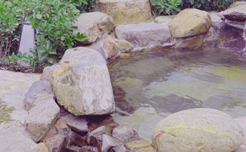 描寫溫泉的詩(shī)句(精選136句)