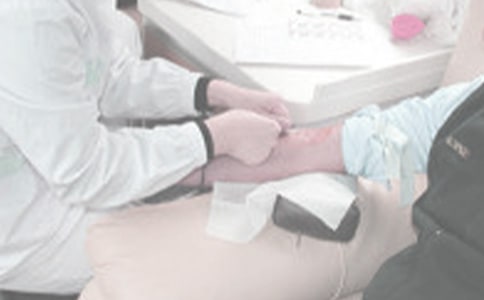 ����I(xi��n)Ѫ���������(d��ng)����