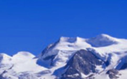 描寫雪山的詩句