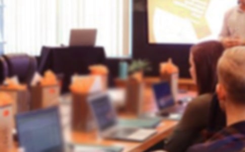 �r(sh��)����������н�(j��ng)������(m��ng)δ��(l��i)���v�壨���x12ƪ��