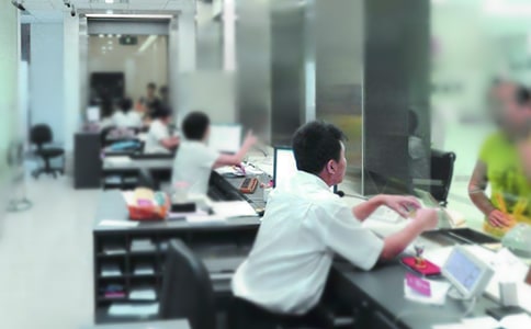 銀行柜員年度述職報告匯總五篇