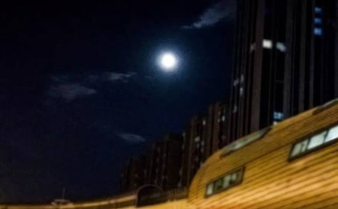 ���A��ɽ�Е��µ�ԭ�ļ��p��