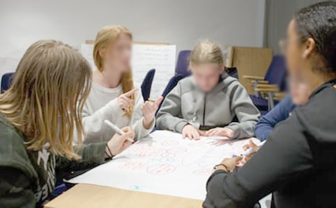 ���ЌW����ĩ�����u�r