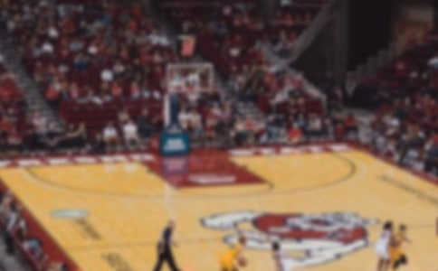 有關(guān)科比NBA籃球經(jīng)典的勵(lì)志名言